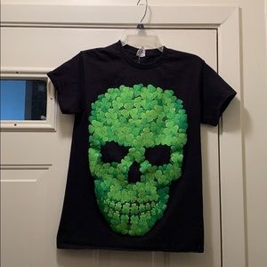 Four Leaf Clover Skull Face Tee size small preow